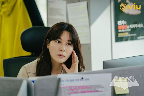 韩剧《抓住你的衣领》金荷娜回归KBS，化身韩版“新闻女王”狙击恶棍